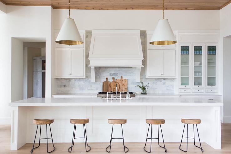 3 Kitchen Island Quick Tips Byhyu 147, How Far Should An Island Be From The Kitchen Counter